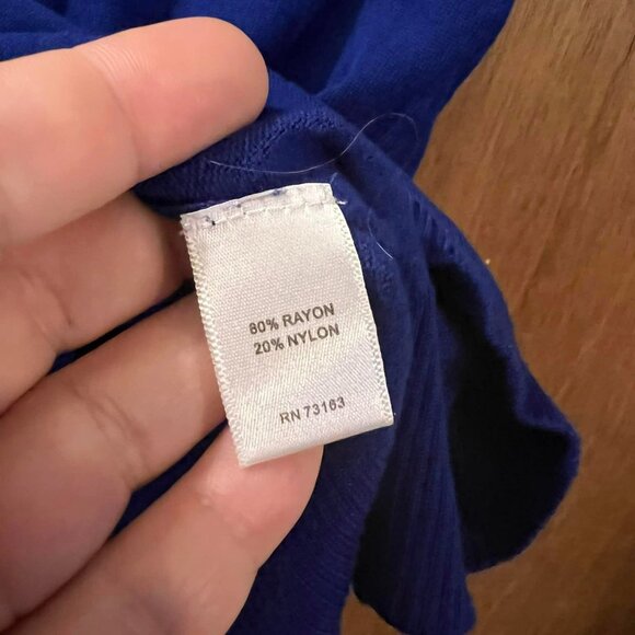 🐻Size M - Cable & Gauge - Lovely Royal Blue Sleeveless Turtleneck Sweater - Picture 3 of 6